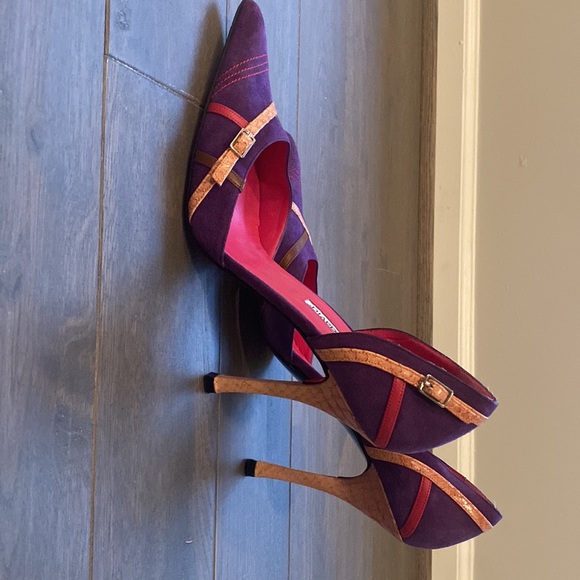 Charles David Heels, Size 9 - Picture 4 of 6